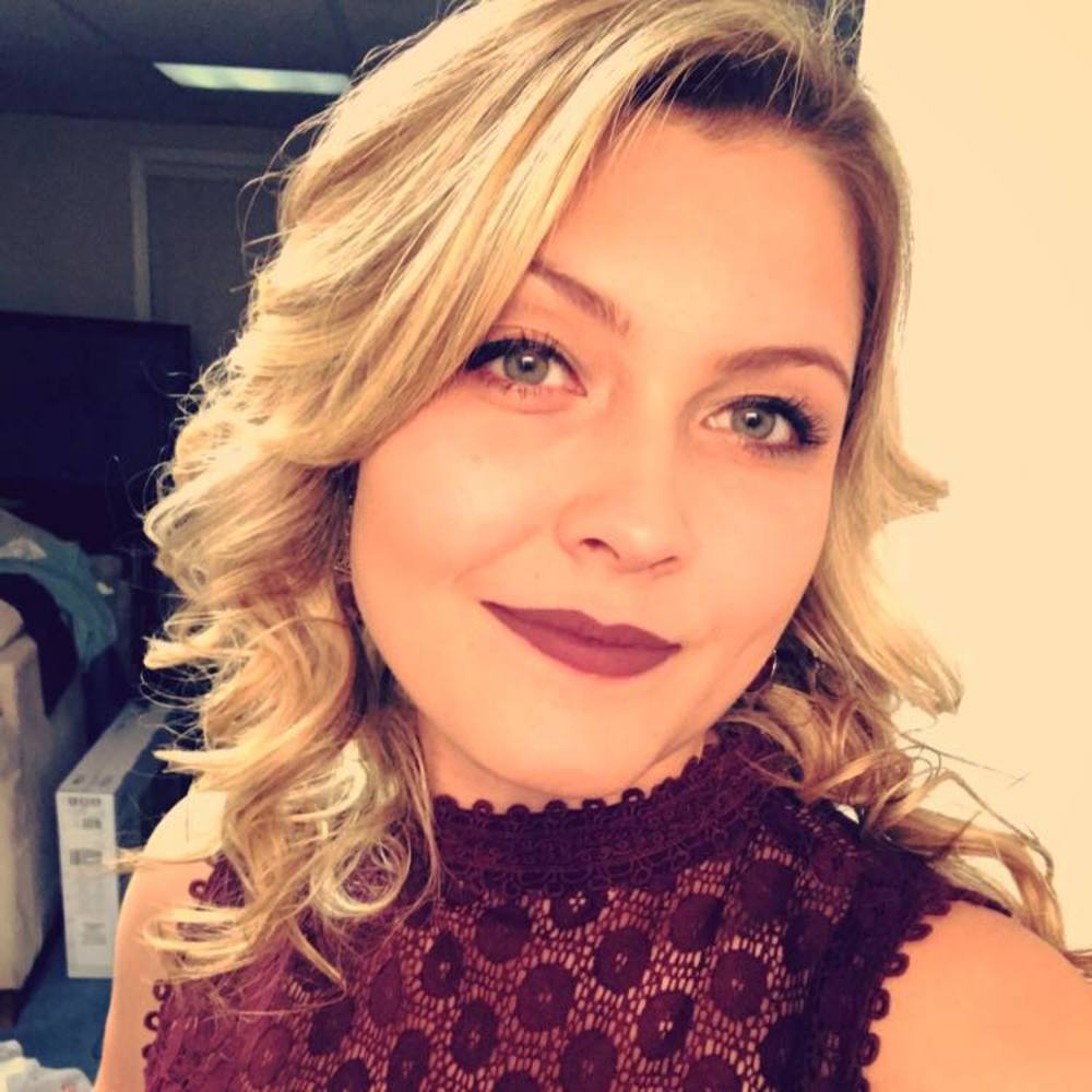 Meet your Posher, Christina